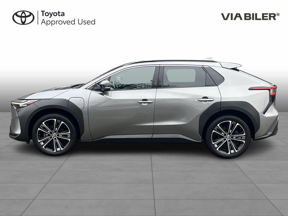 Toyota bZ4X Executive 5d