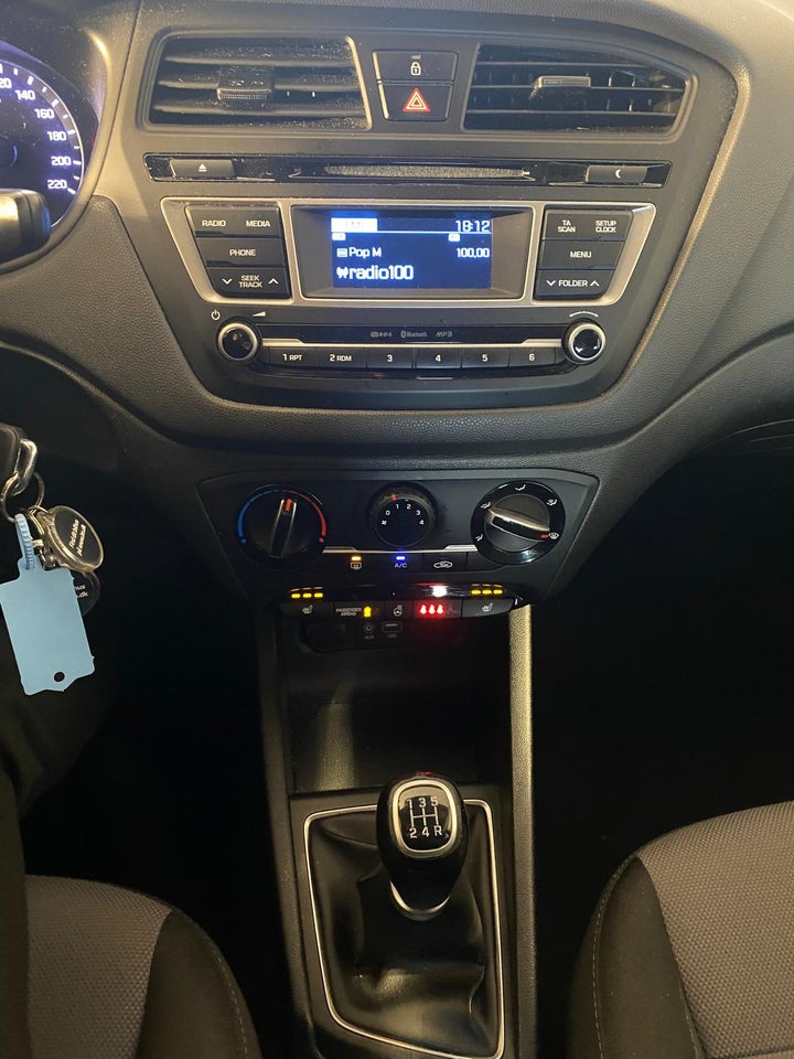 Hyundai i20 1,25 Trend 5d