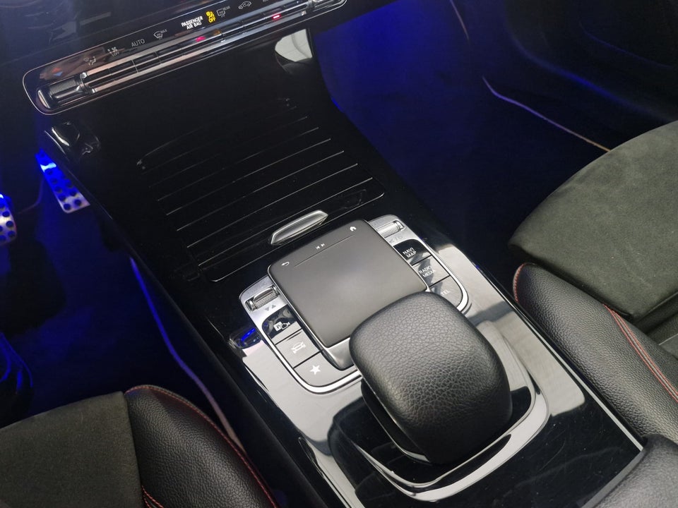 Mercedes A200 1,3 AMG Line aut. 5d