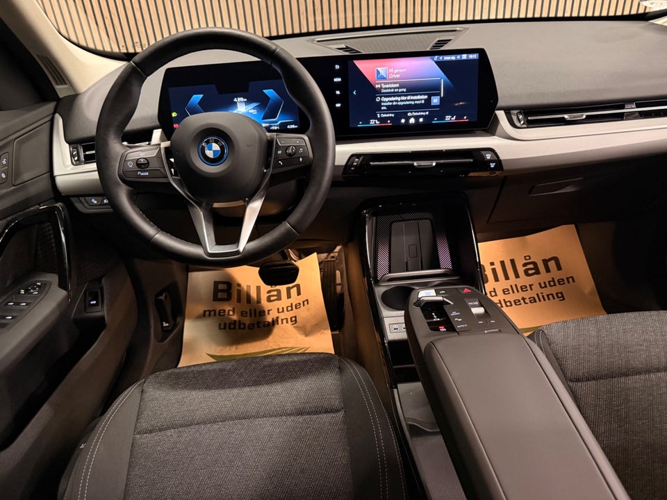 BMW iX1 eDrive20 X-Line 5d