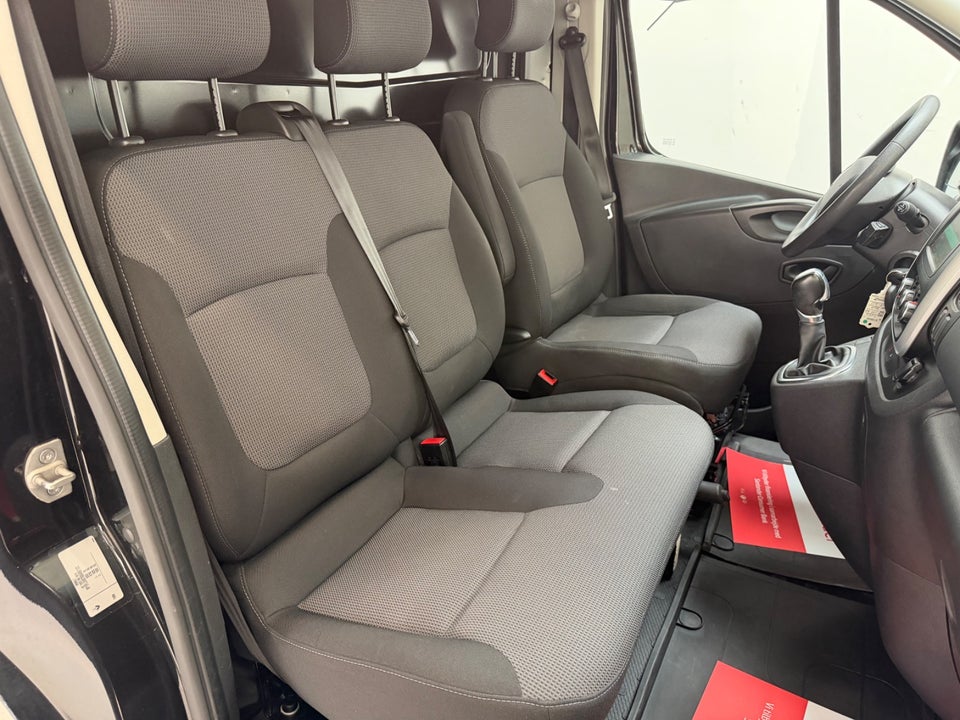 Renault Trafic T29 2,0 dCi 145 L2H1 EDC