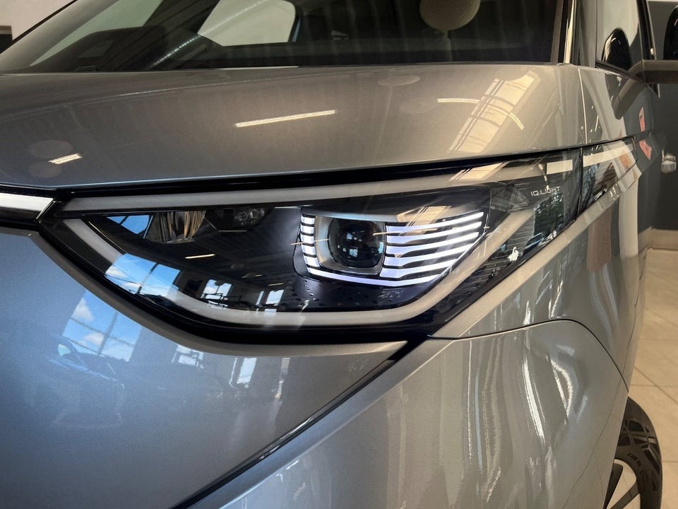 VW ID.Buzz 77 Pro SWB 5d