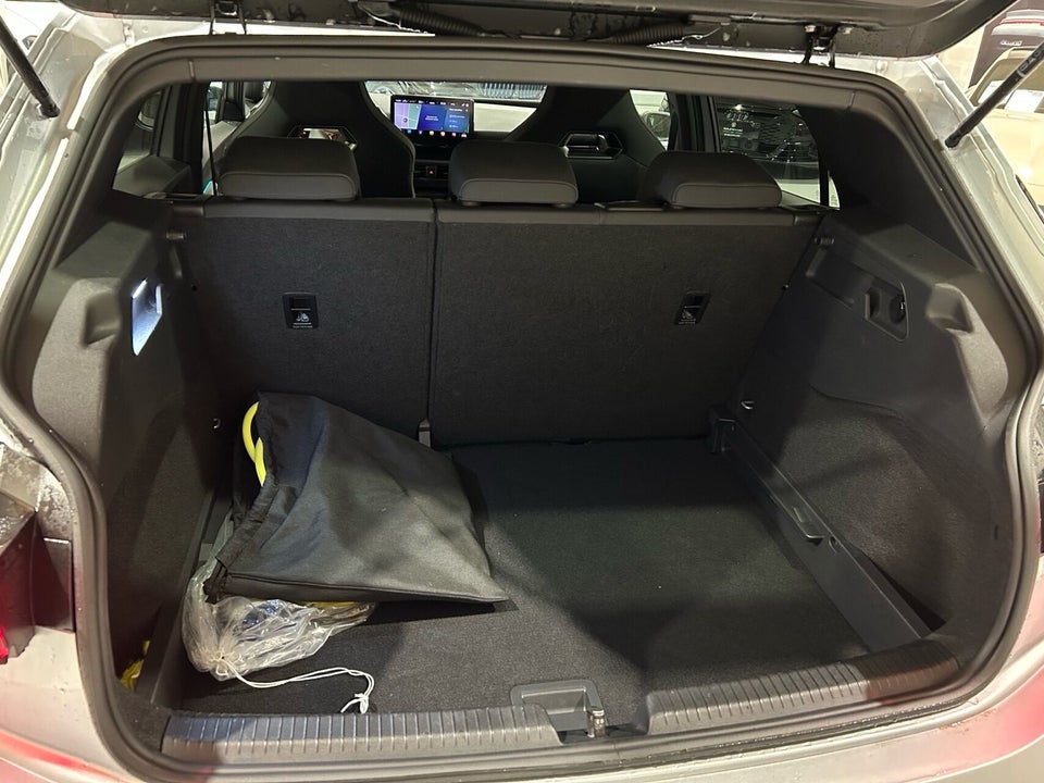 Cupra Born 58 High 5d