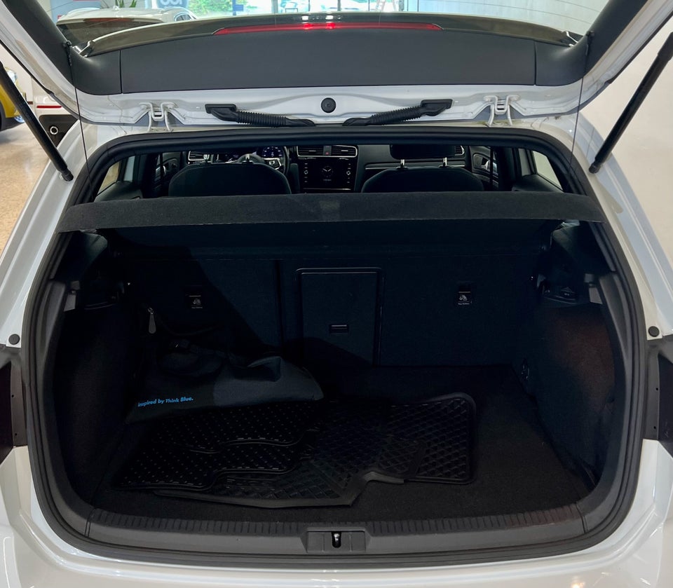 VW Golf VII 1,4 GTE DSG 5d