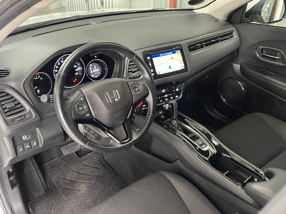 Honda HR-V 1,5 i-VTEC Elegance CVT 5d