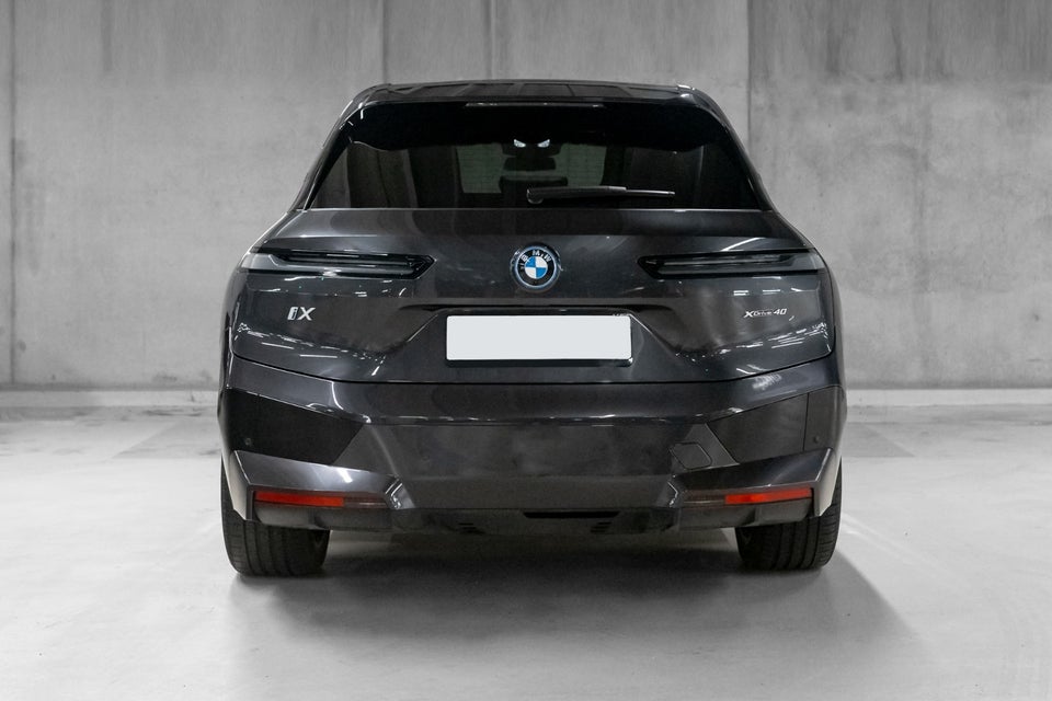 BMW iX xDrive40 Super Charged 5d