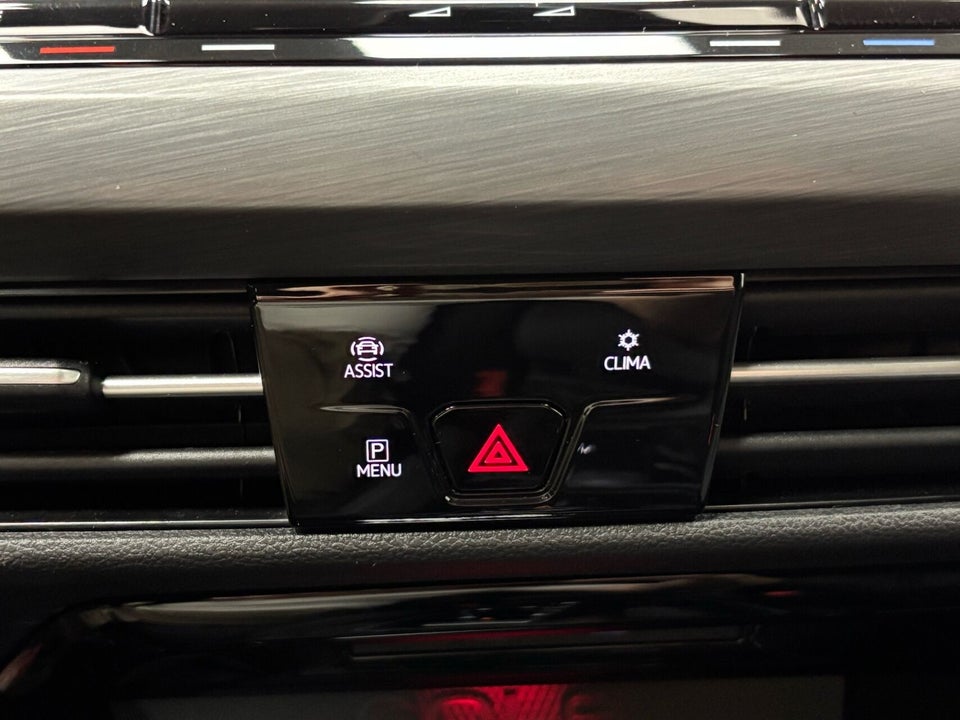 VW Golf VIII 1,5 eTSi 150 Style DSG 5d