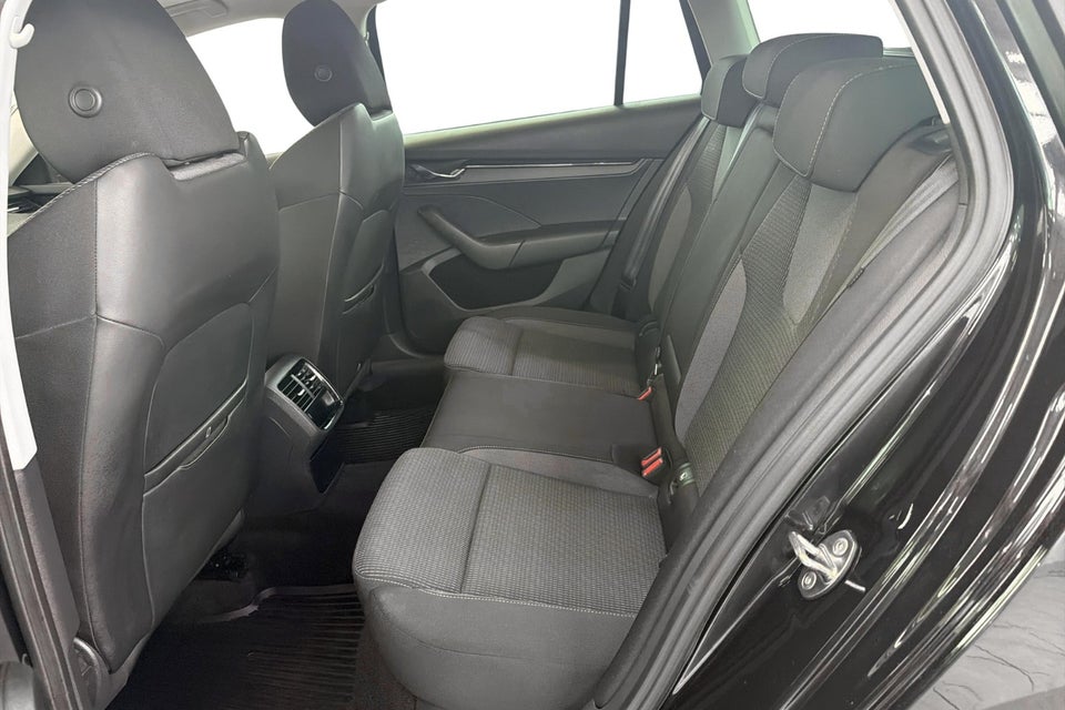 Skoda Octavia 1,0 TSi 110 Ambition First Edition Combi 5d