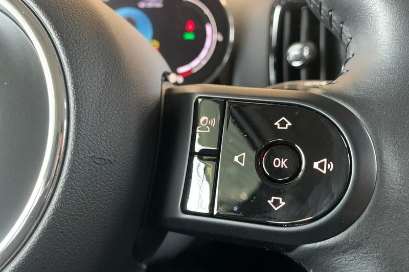 MINI Countryman Cooper SE 1,5 Essential aut. ALL4 5d