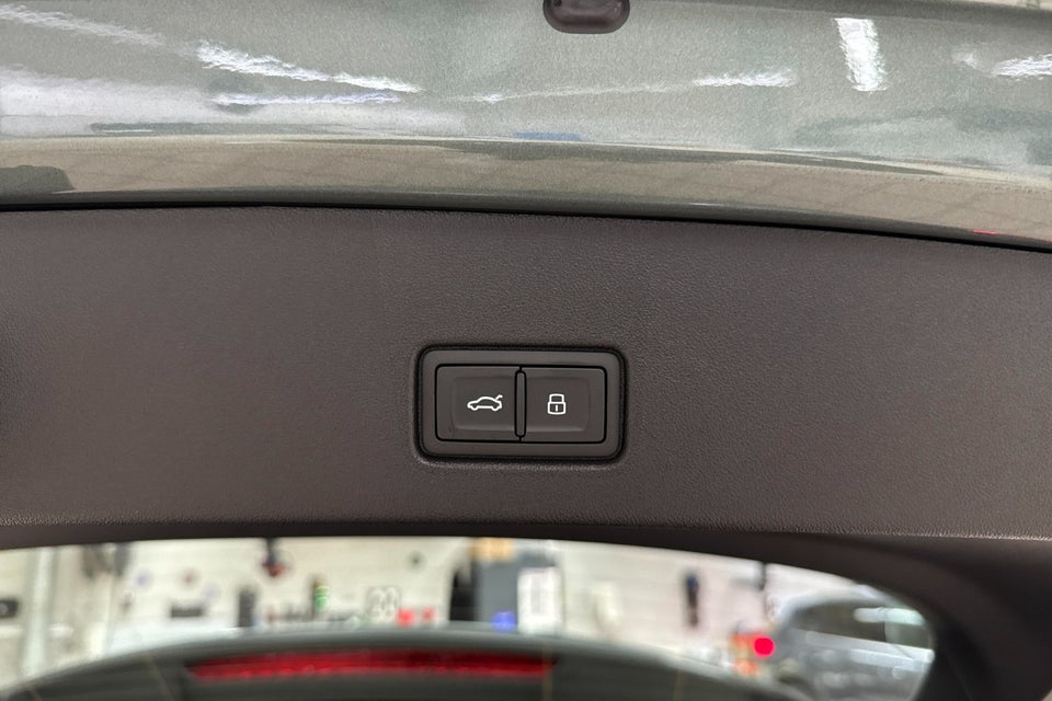 Audi Q4 e-tron performance 5d
