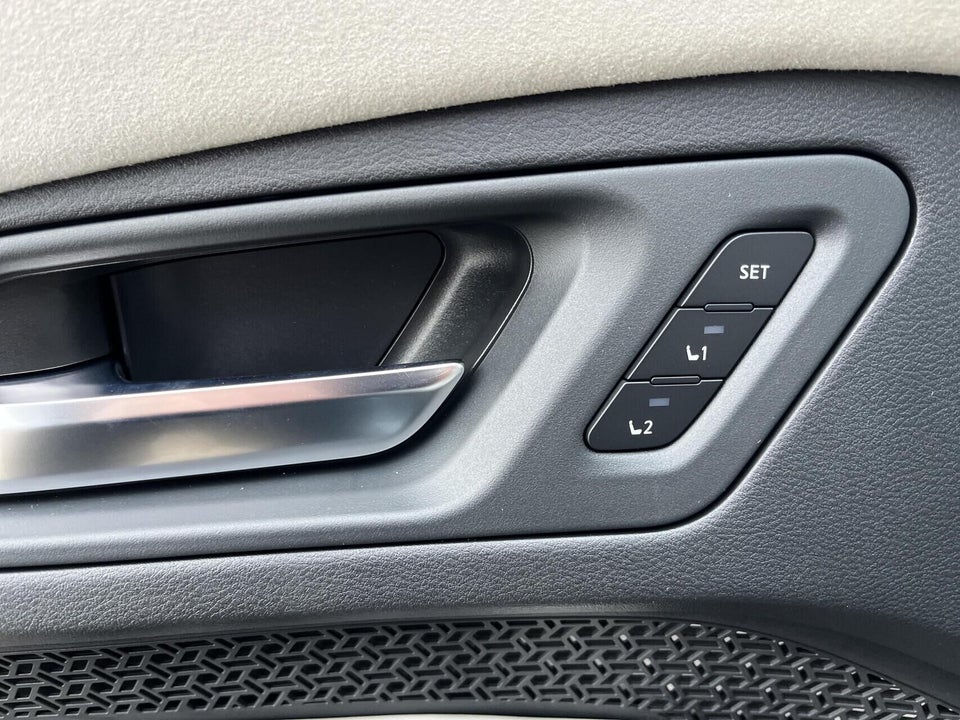 Nissan Ariya 87 Evolve 5d