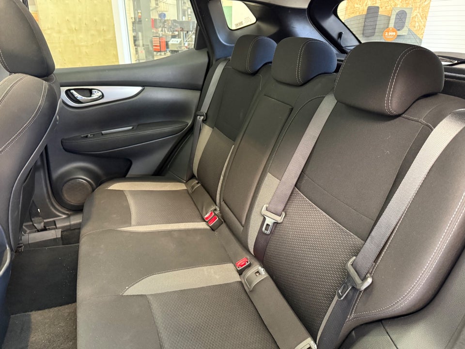 Nissan Qashqai 1,2 Dig-T 115 N-Connecta Vision 5d