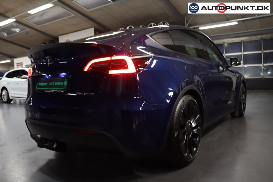 Tesla Model Y Performance AWD 5d