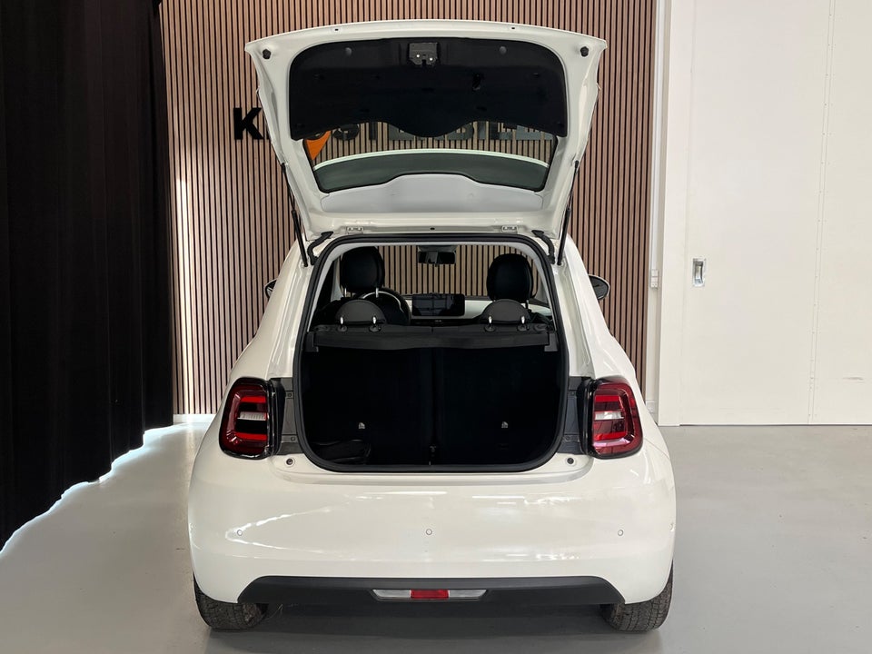 Fiat 500e 42 Icon 3d