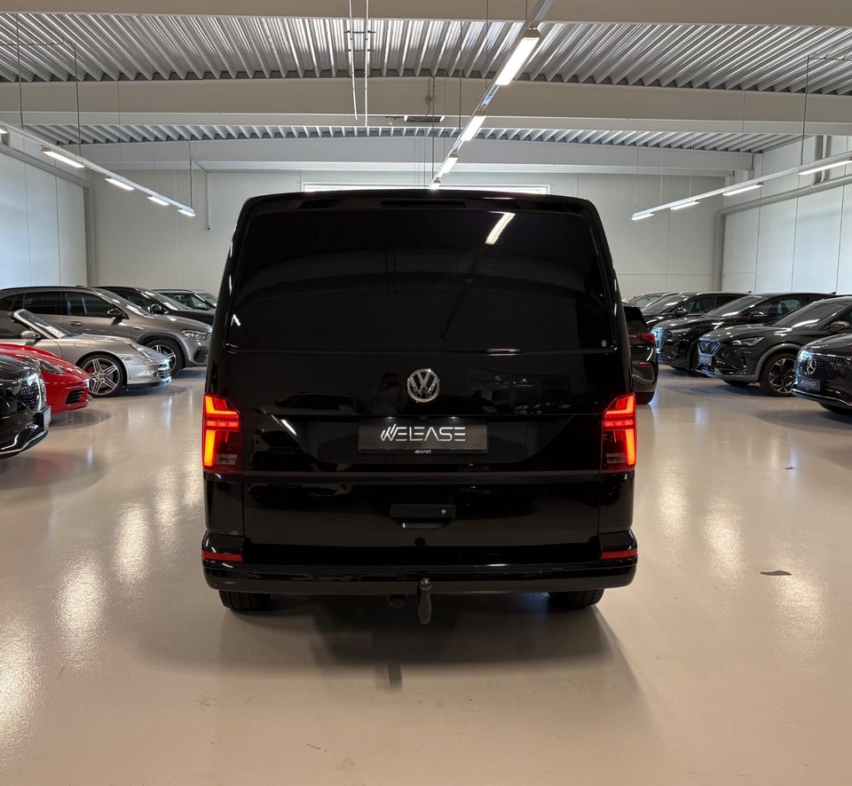 VW Transporter 2,0 TDi 150 Kassevogn DSG kort