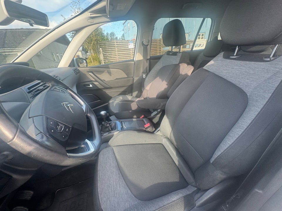 Citroën Grand C4 Picasso 1,2 PureTech 130 Funky 7prs 5d