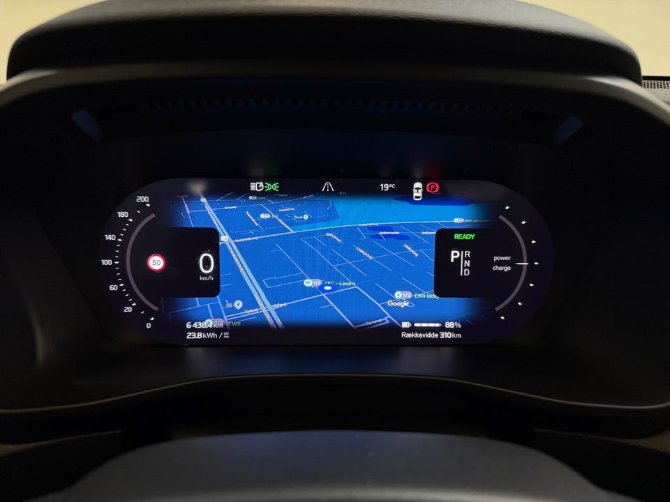 Volvo XC40 ReCharge Twin Ultimate 5d