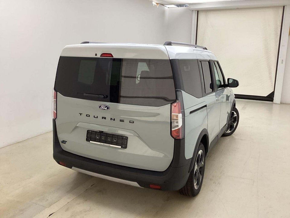 Ford E-Tourneo Courier 46 Active
