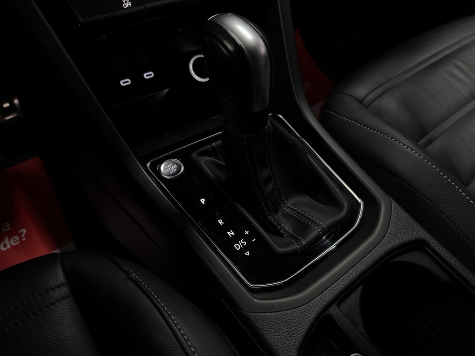 VW Touran 1,5 TSi 150 R-line DSG 5d