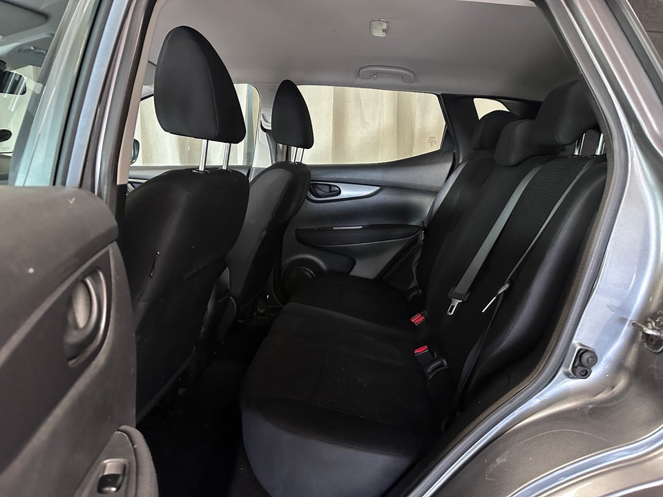 Nissan Qashqai 1,2 Dig-T 115 Acenta 5d