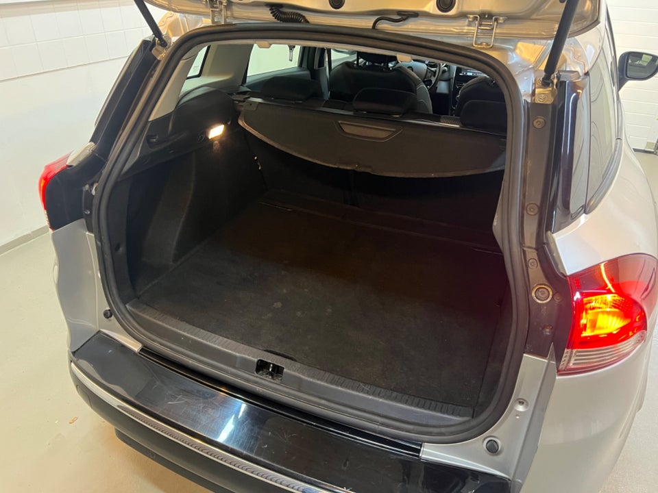 Renault Clio IV 0,9 TCe 90 Expression Sport Tourer 5d