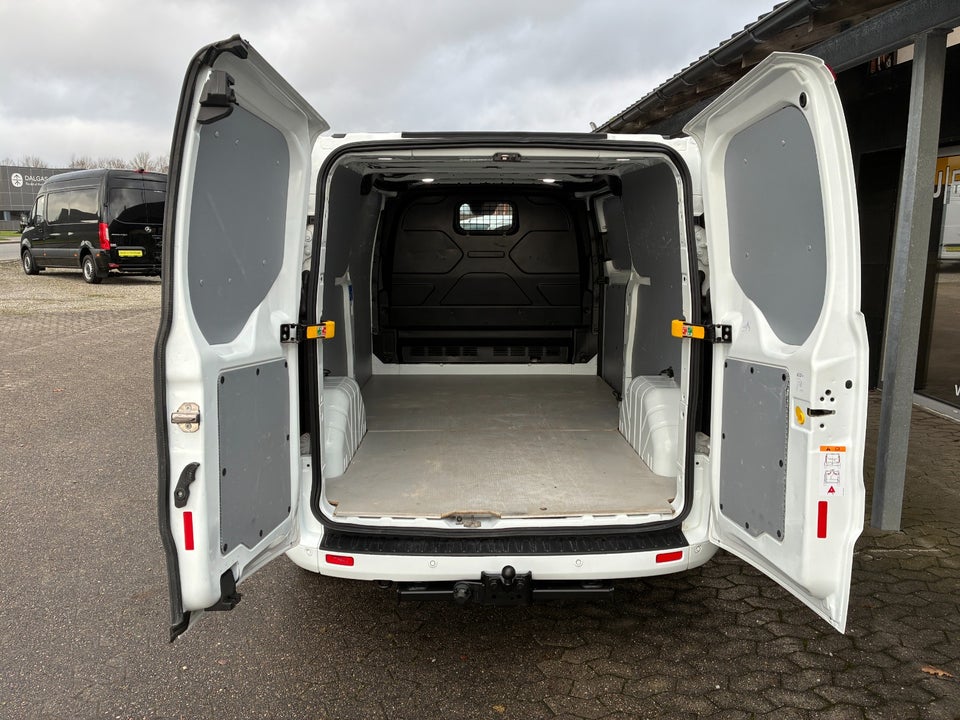 Ford Transit Custom 320L 2,0 TDCi 185 Sport aut.