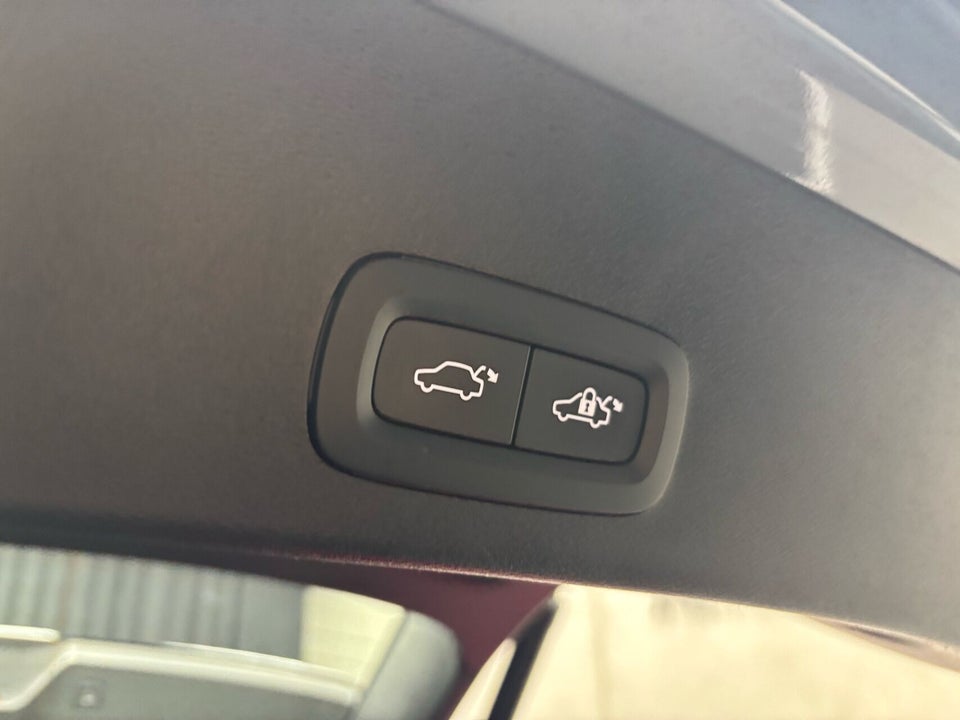 Volvo XC40 P8 ReCharge Twin Ultimate 5d