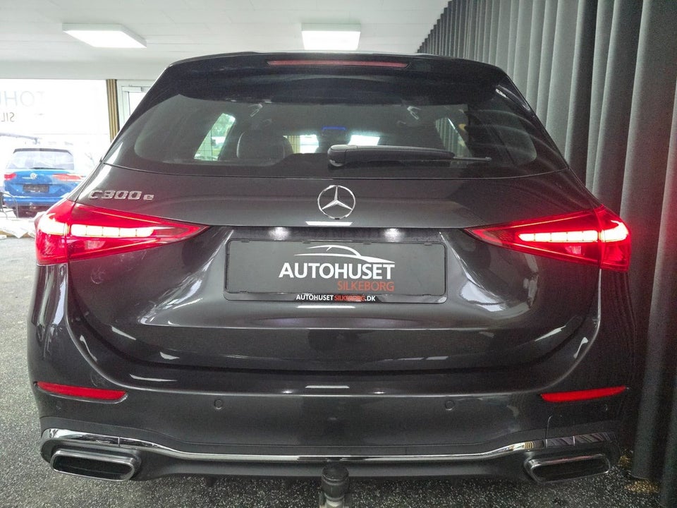 Mercedes C300 e 2,0 AMG Line stc. aut. 5d