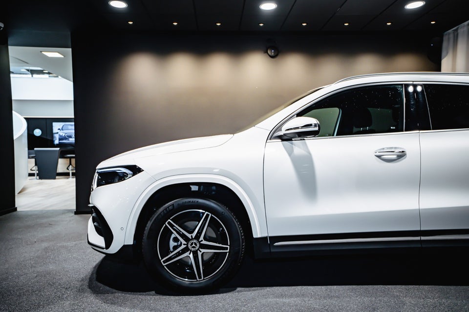 Mercedes EQA250+ AMG Premium 5d