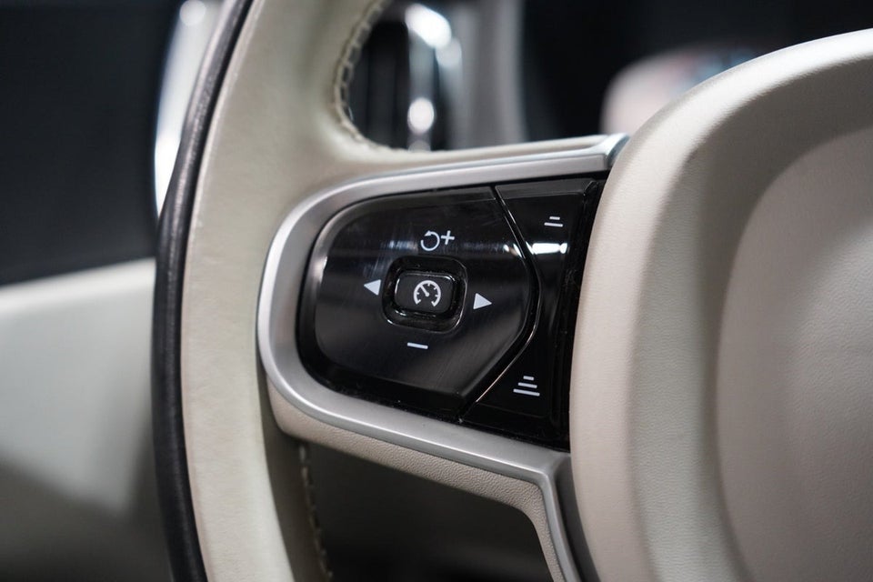 Volvo XC60 2,0 D4 190 Inscription aut. 5d