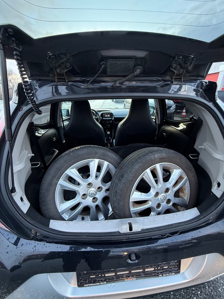 Toyota Aygo 1,0 VVT-i x-cellence 5d