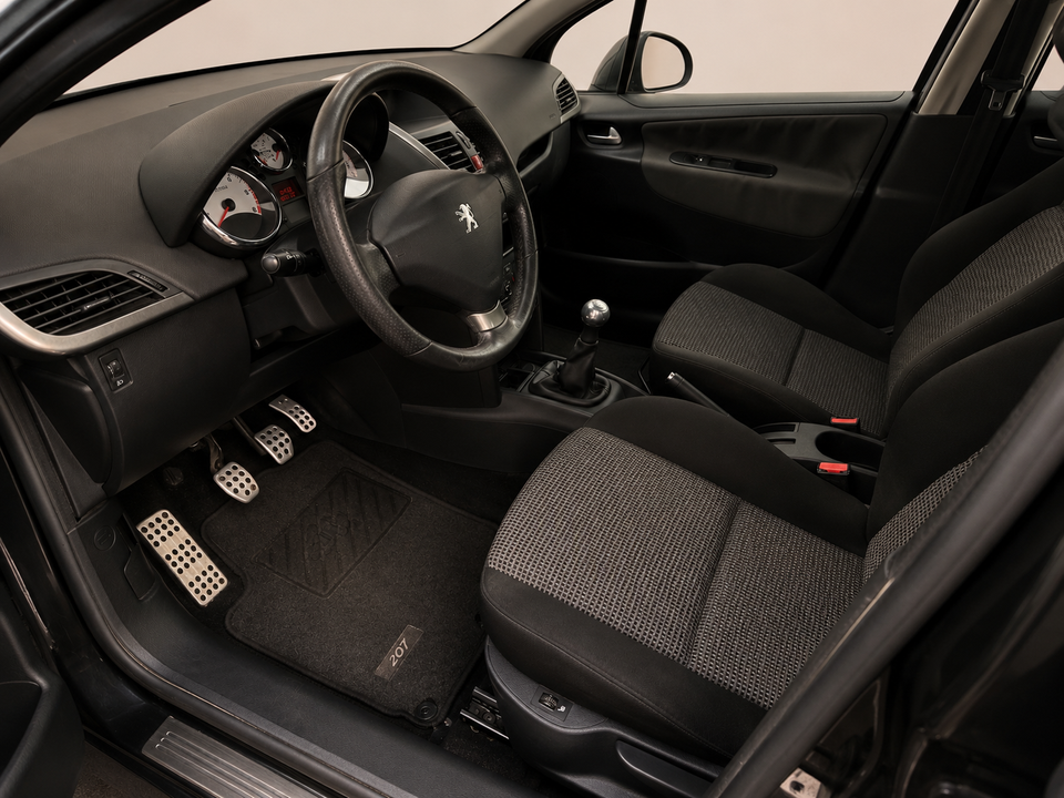 Peugeot 207 1,6 HDi 90 Comfort+ 5d