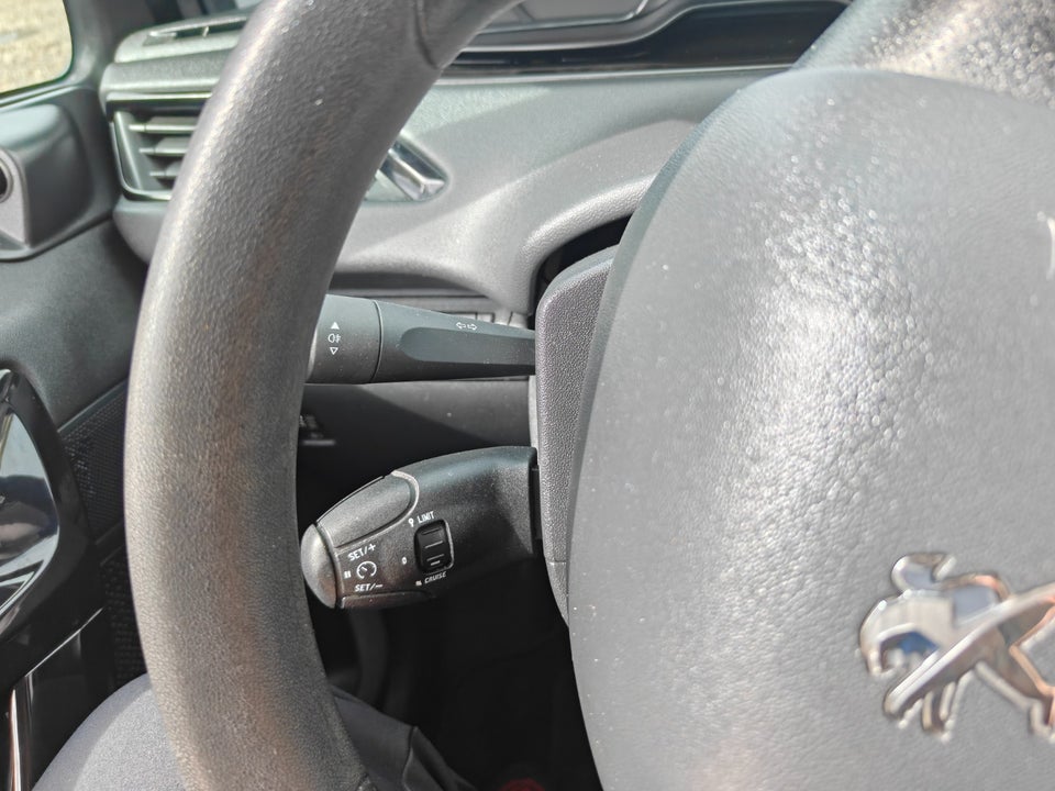 Peugeot 208 1,0 VTi Access Air 5d