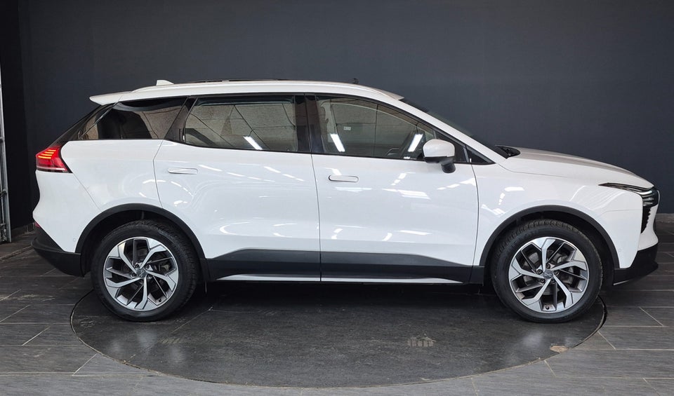 Aiways U5 Premium 5d