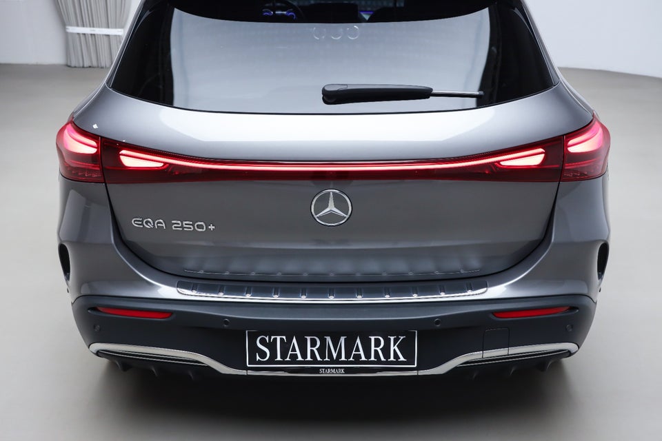 Mercedes EQA250+ AMG Advance 5d