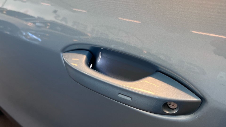 Ford Explorer 77 Premium Extended Range 5d