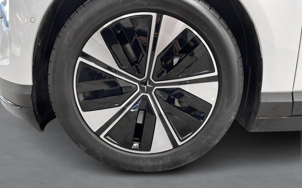 Polestar 4 Long Range Nordic Edition 5d