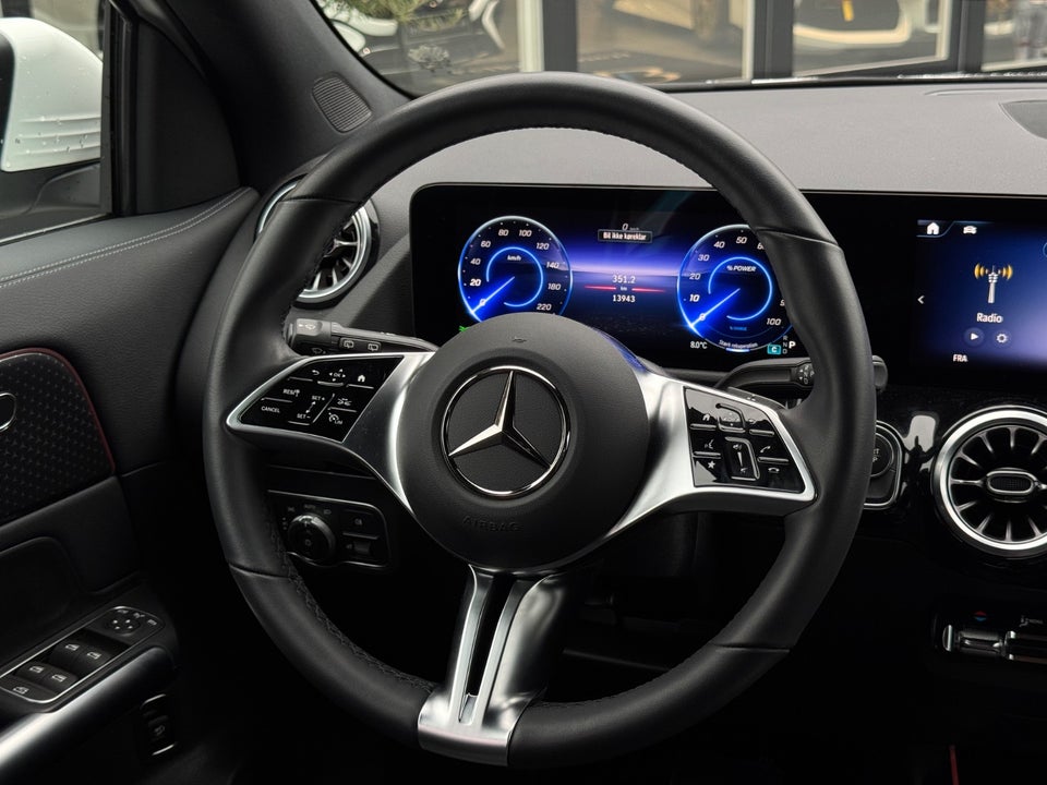 Mercedes EQA250+ Progressive Advance 5d