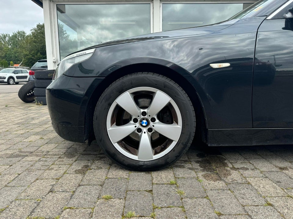 BMW 530i 3,0 Touring aut. 5d