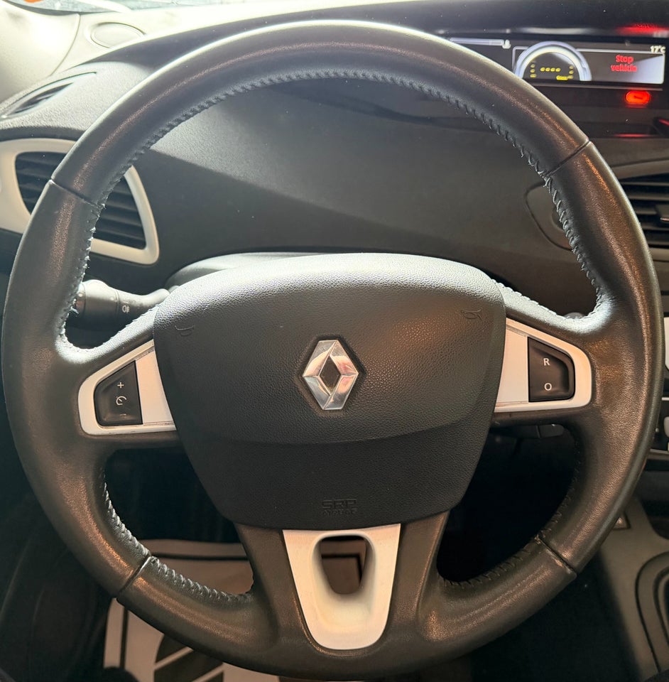 Renault Scenic III 1,5 dCi 110 Expression 5d
