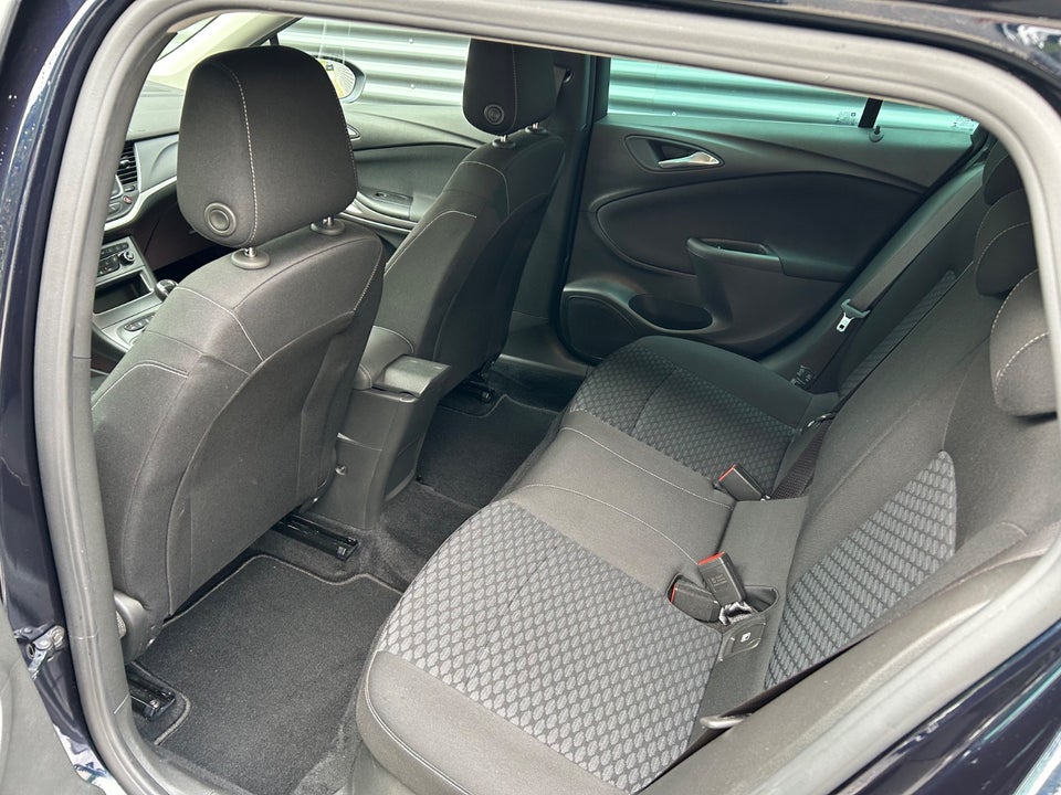 Opel Astra 1,0 T 105 Enjoy Sports Tourer 5d