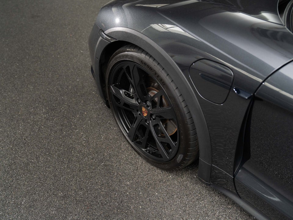 Porsche Taycan 4 Performance+ Cross Turismo 5d