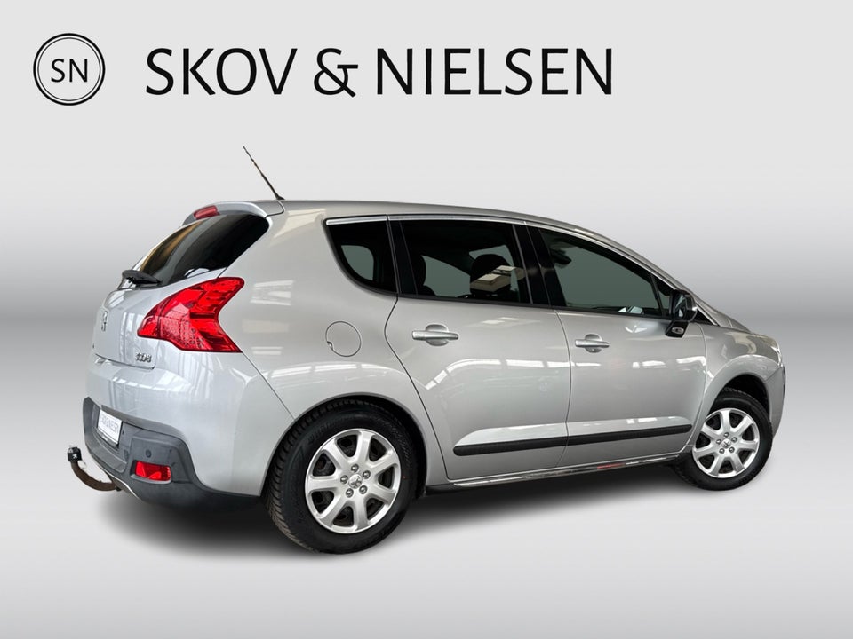 Peugeot 3008 1,6 HDi 110 Premium Cool 5d