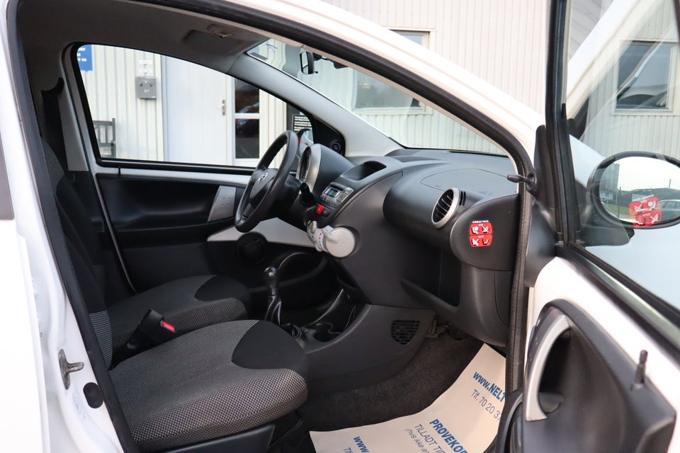Toyota Aygo 1,0 VVT-i T2 Air Connect 5d