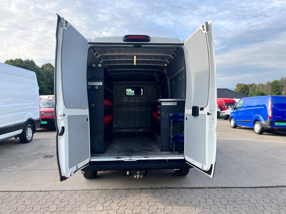 Peugeot Boxer 435 2,2 BlueHDi 165 L3H2 Premium