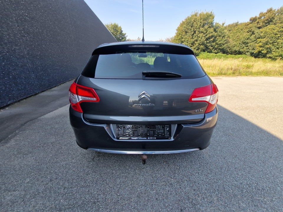 Citroën C4 1,6 HDi 90 Seduction 5d