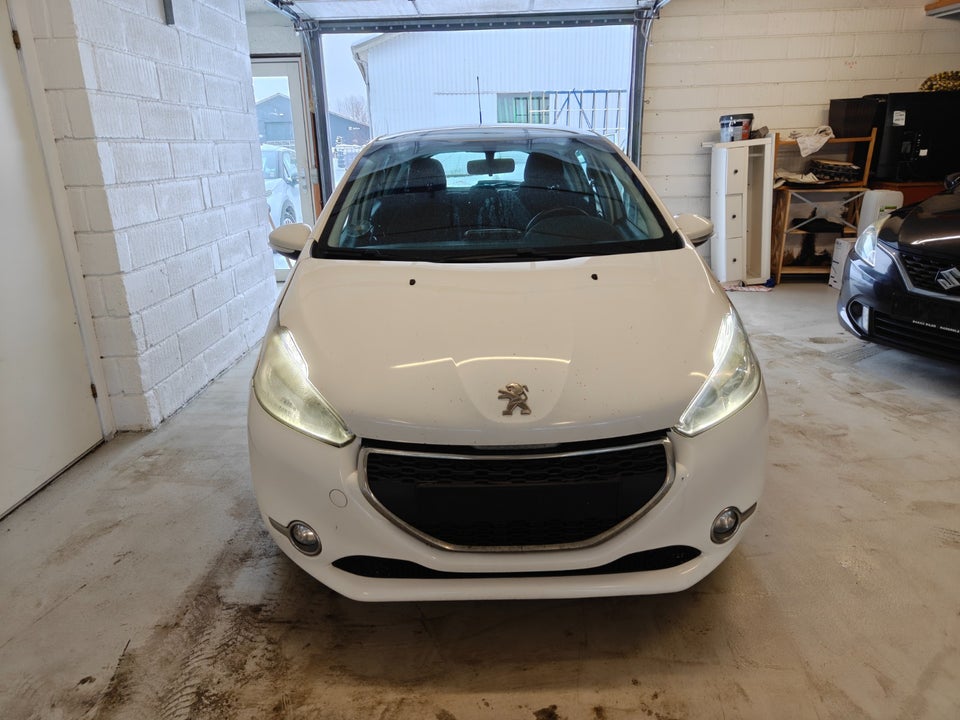 Peugeot 208 1,6 e-HDi 92 Active 3d