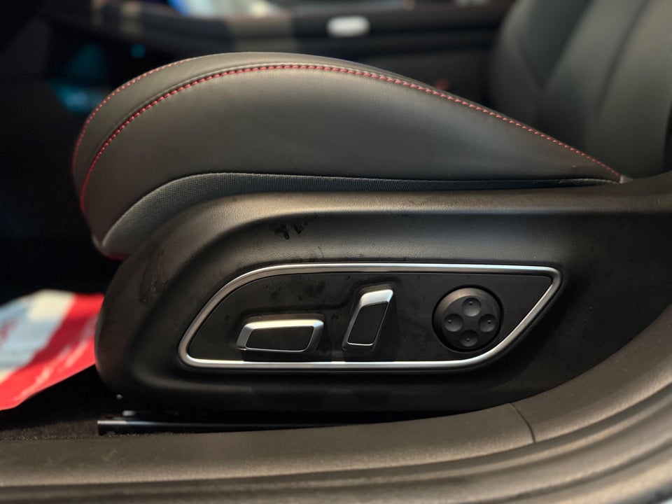 Xpeng P7 Performance 4d