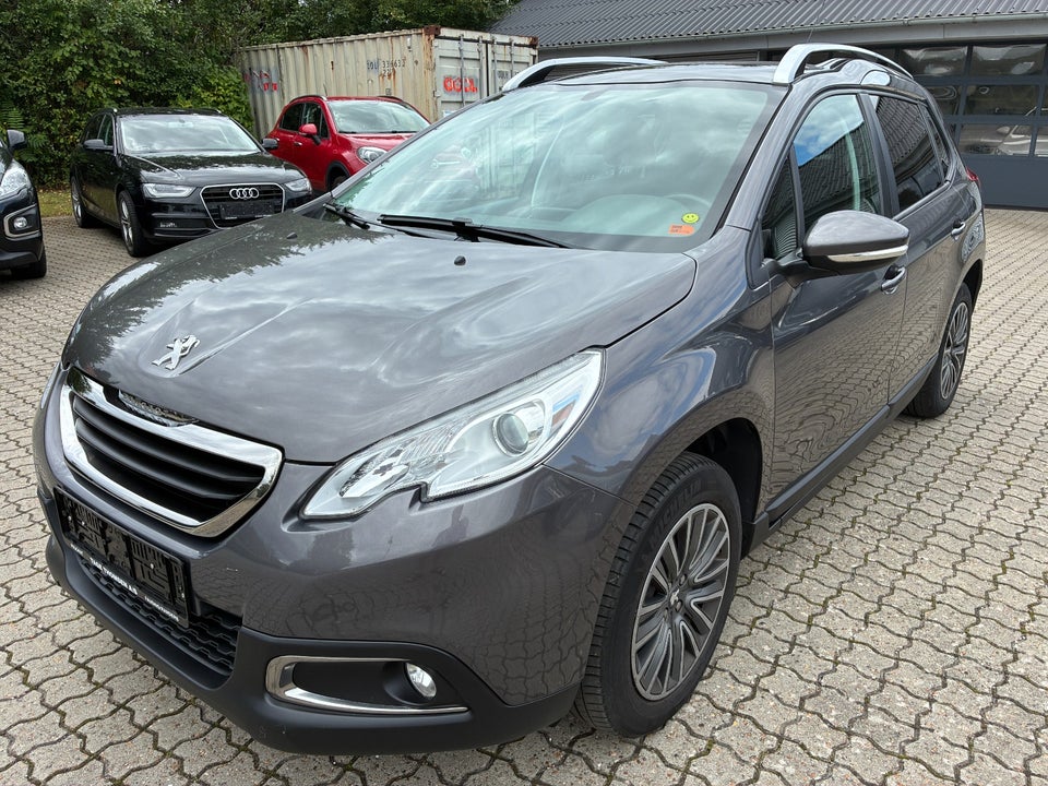 Peugeot 2008 1,2 VTi 82 Active Sky 5d