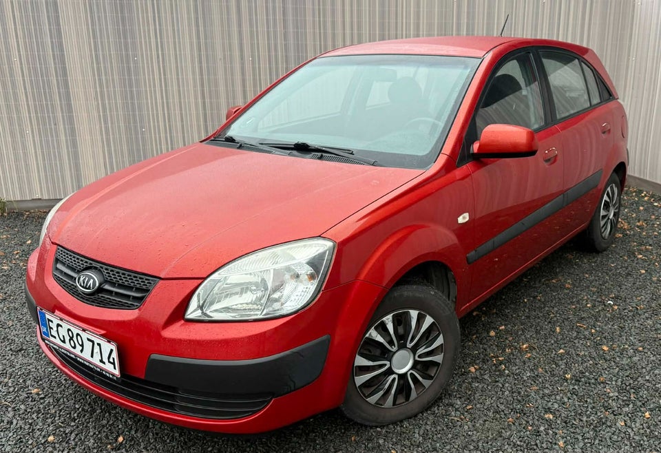 Kia Rio 1,4 EX 5d
